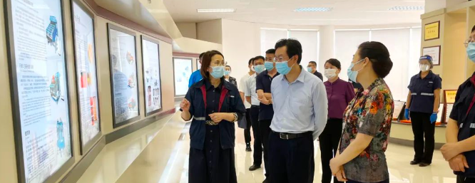 助力企業健康發展——唐山市副市長張濤考察走訪陸凱科技